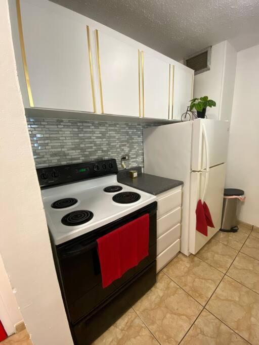 סן חואן Isla Verde Apartment 1Br מראה חיצוני תמונה
